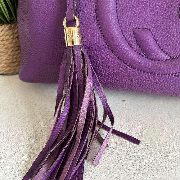 Gucci Soho Purple Pebbled Leather Shoulder Bag with Tassel and Chain Straps - Picture 11 of 11